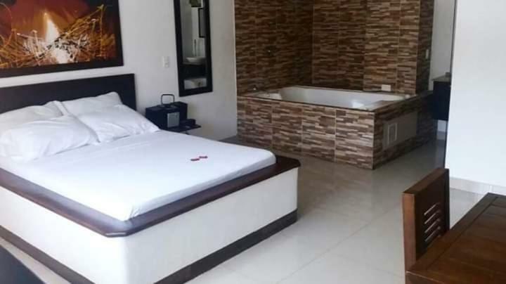 גירארדוטה Hotel La Molienda מראה חיצוני תמונה